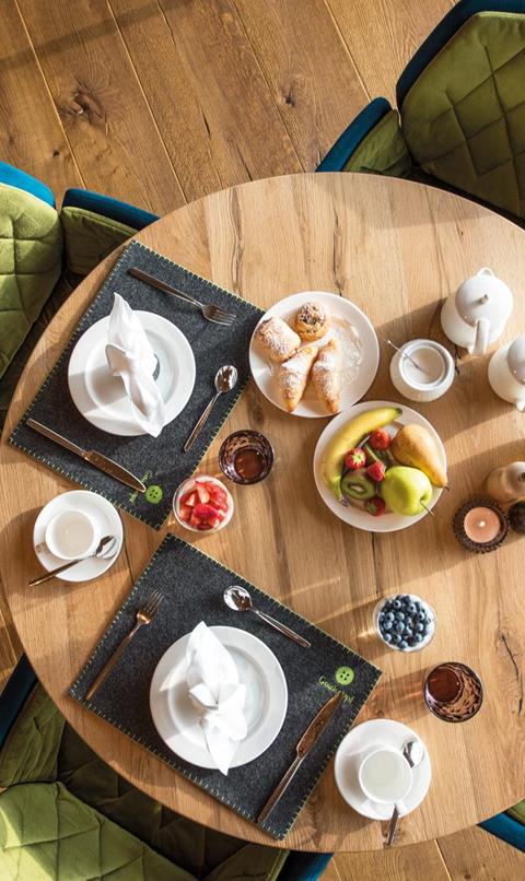 Breakfast Table Indoor