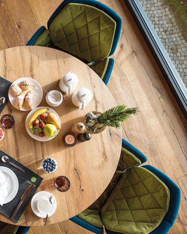 Breakfast Table Indoor