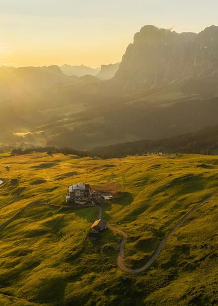 Hotel Goldknopf auf der Seiser Alm